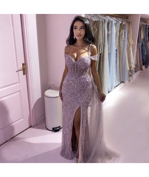 Robe Adiara ouvre sa boutique