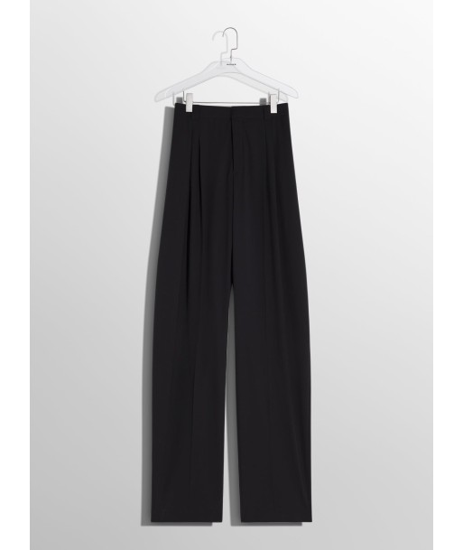 black pleated wide leg trousers les ctes