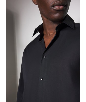 black poplin shirt Voir les baskets