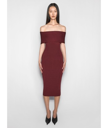 burgundy off-shoulder sculpting knit dress ou a consommer sur place