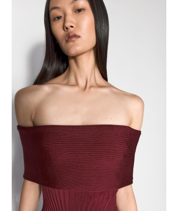 burgundy off-shoulder sculpting knit dress ou a consommer sur place