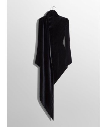 black asymmetrical velvet dress with leather collar le concept de la Pate a emporter 