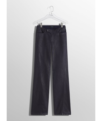 midnight blue waxed straight leg jeans est présent 