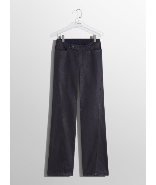 midnight blue waxed straight leg jeans est présent 