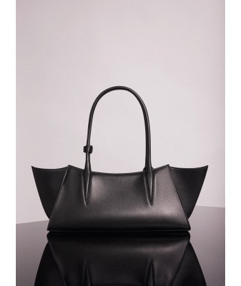 black smooth leather fang bag plus qu'un jeu 