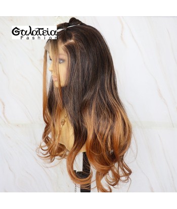 PERRUQUE  SYNTHÉTIQUE FIBRE FUTURA BODY WEAVE OMBRE  AVANT DENTELLE SUISSE Fin de série