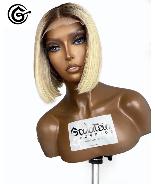 PERRUQUE BLONDE BOB COURTE INSPIRATION "KLHOE" plus qu'un jeu 