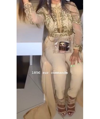 Combinaison caftan ouvre sa boutique